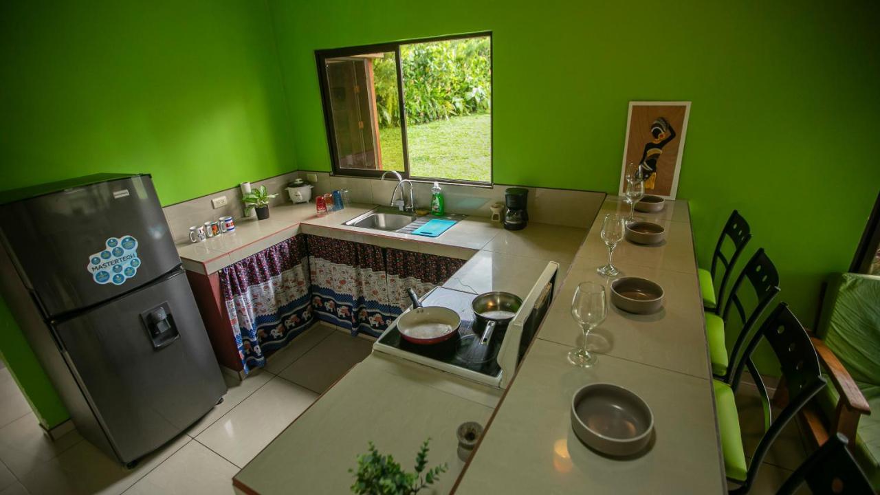 Green Leaf House La Fortuna Екстер'єр фото