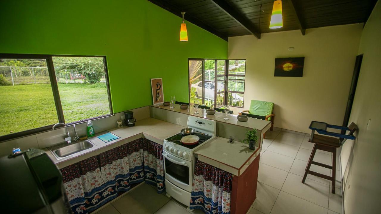Green Leaf House La Fortuna Екстер'єр фото